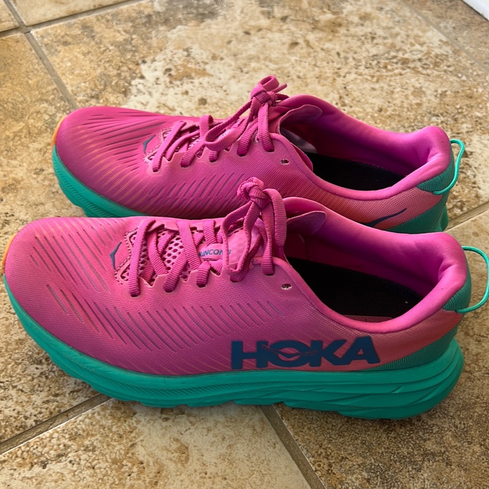 Hoka Rincon 3 Pink Sneakers